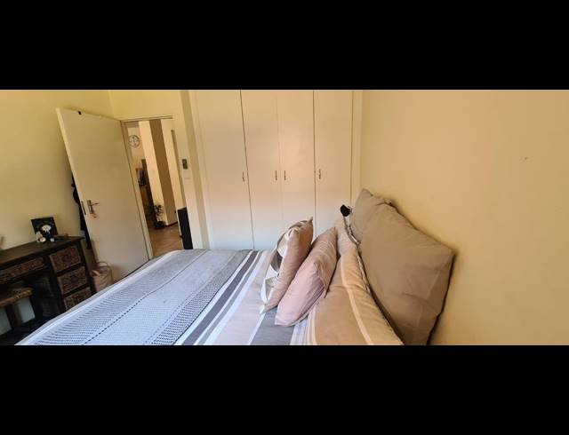 2 BEDROOM APARTMENT RENTED IN NORTH RIDING